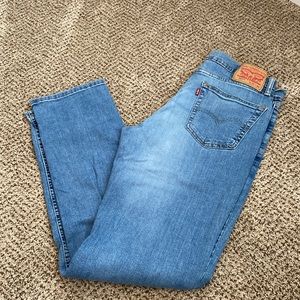 Levi 541 Athletic Fit Jeans